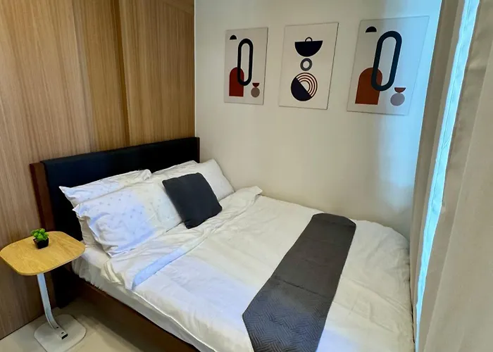 Pirmesuites - Red Residences Makati