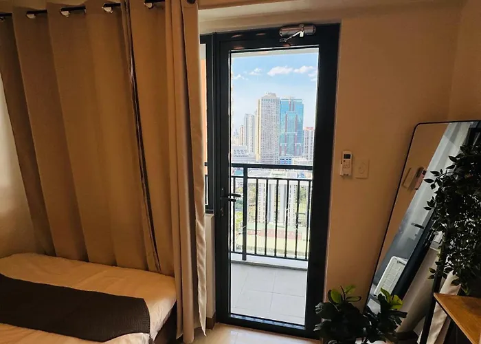 Pirmesuites - Red Residences Makati Aparthotel