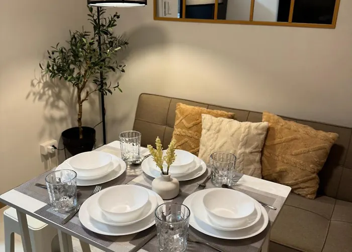 Pirmesuites - Red Residences Makati *